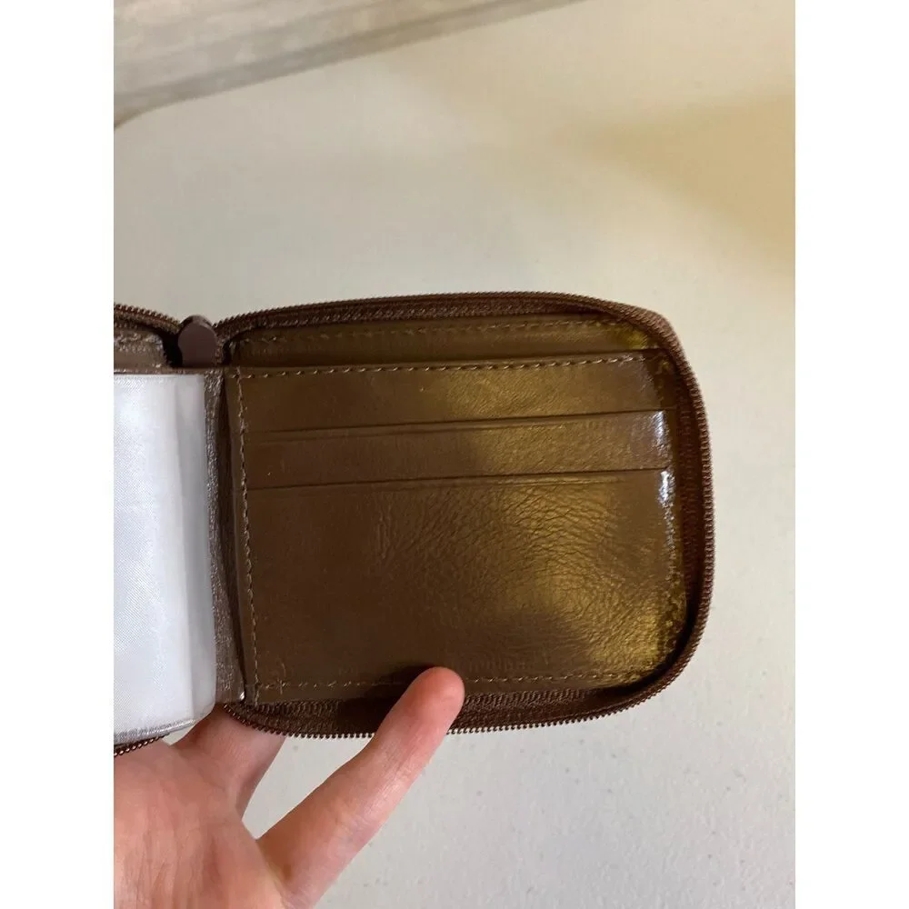 Cavezzale Brazilian‎ Leather Zippered Wallet